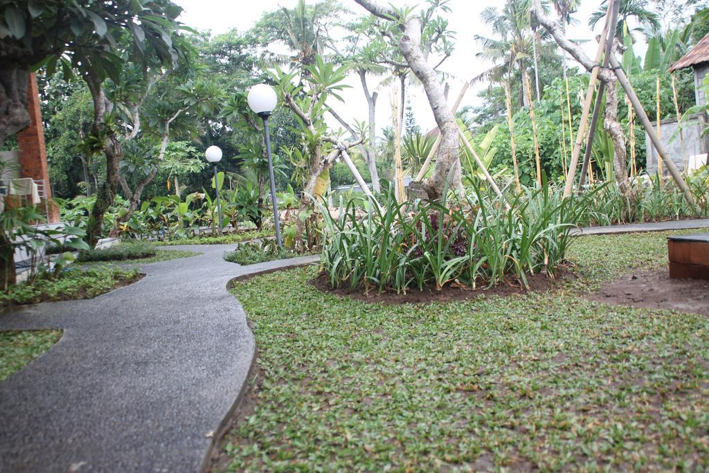 Ayu Bungalow 2 Ubud Buitenkant foto